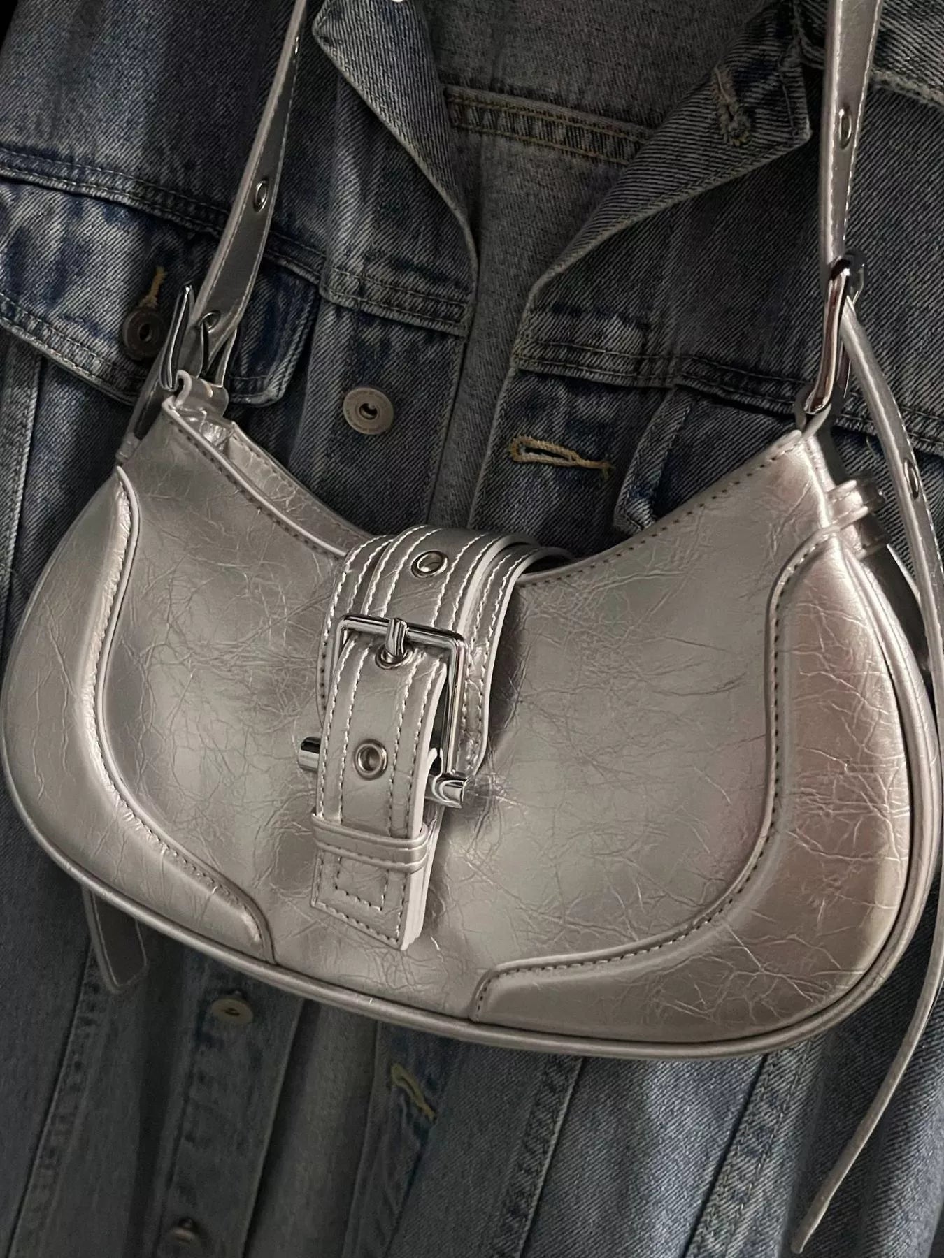 Buckle Adjustable Strap Shoulder Bag