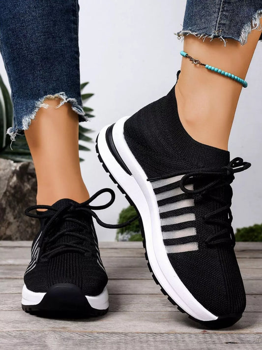 Round Toe Lace Up Athletic