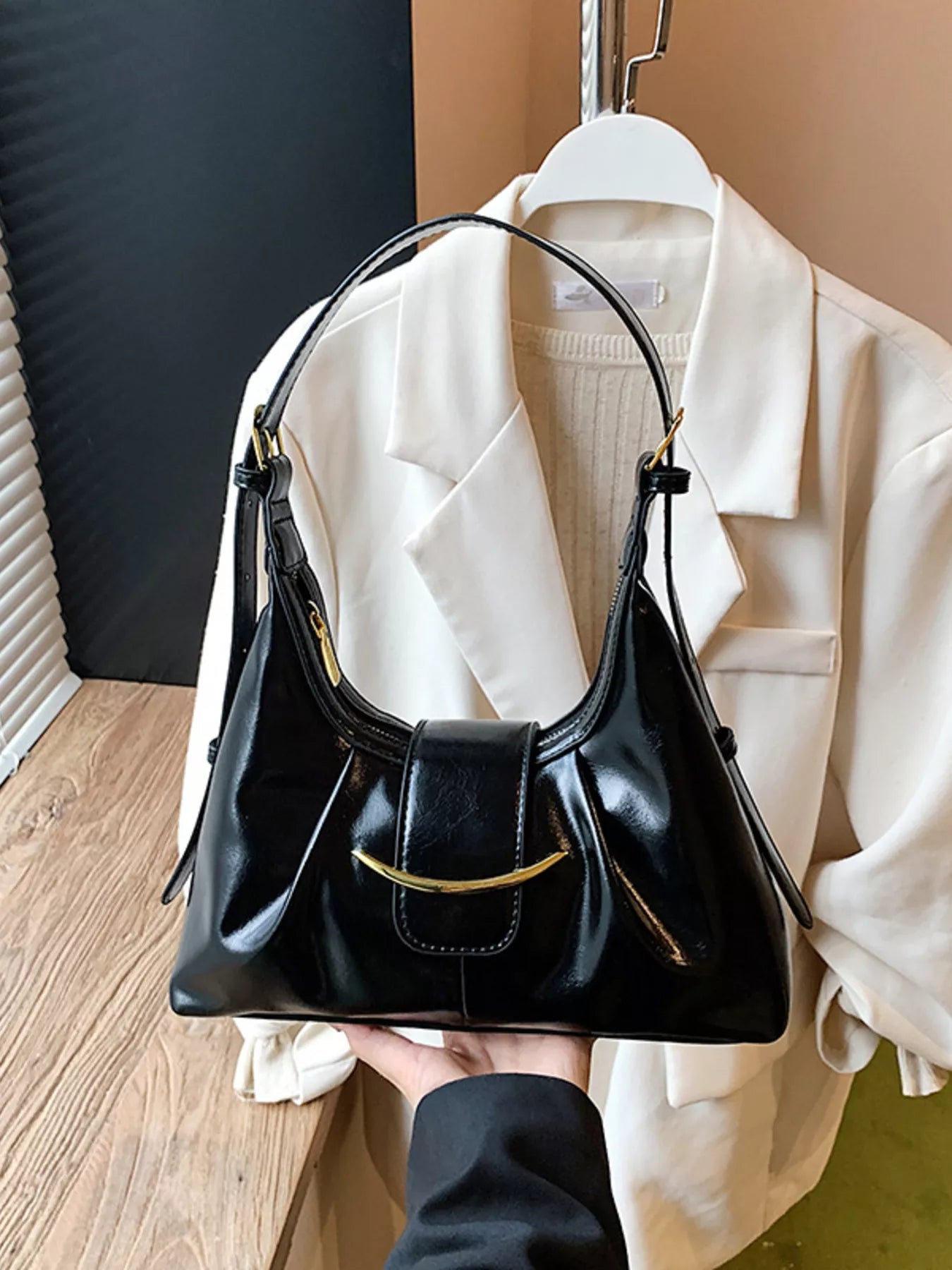 Adjustable Strap Shoulder Bag