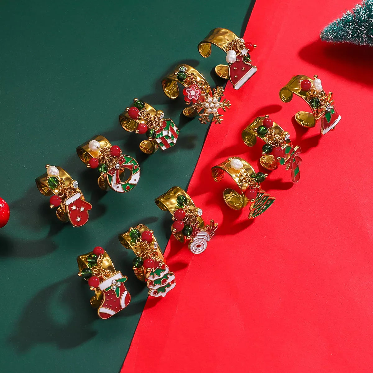 18K Gold-Plated Christmas Charm Ring