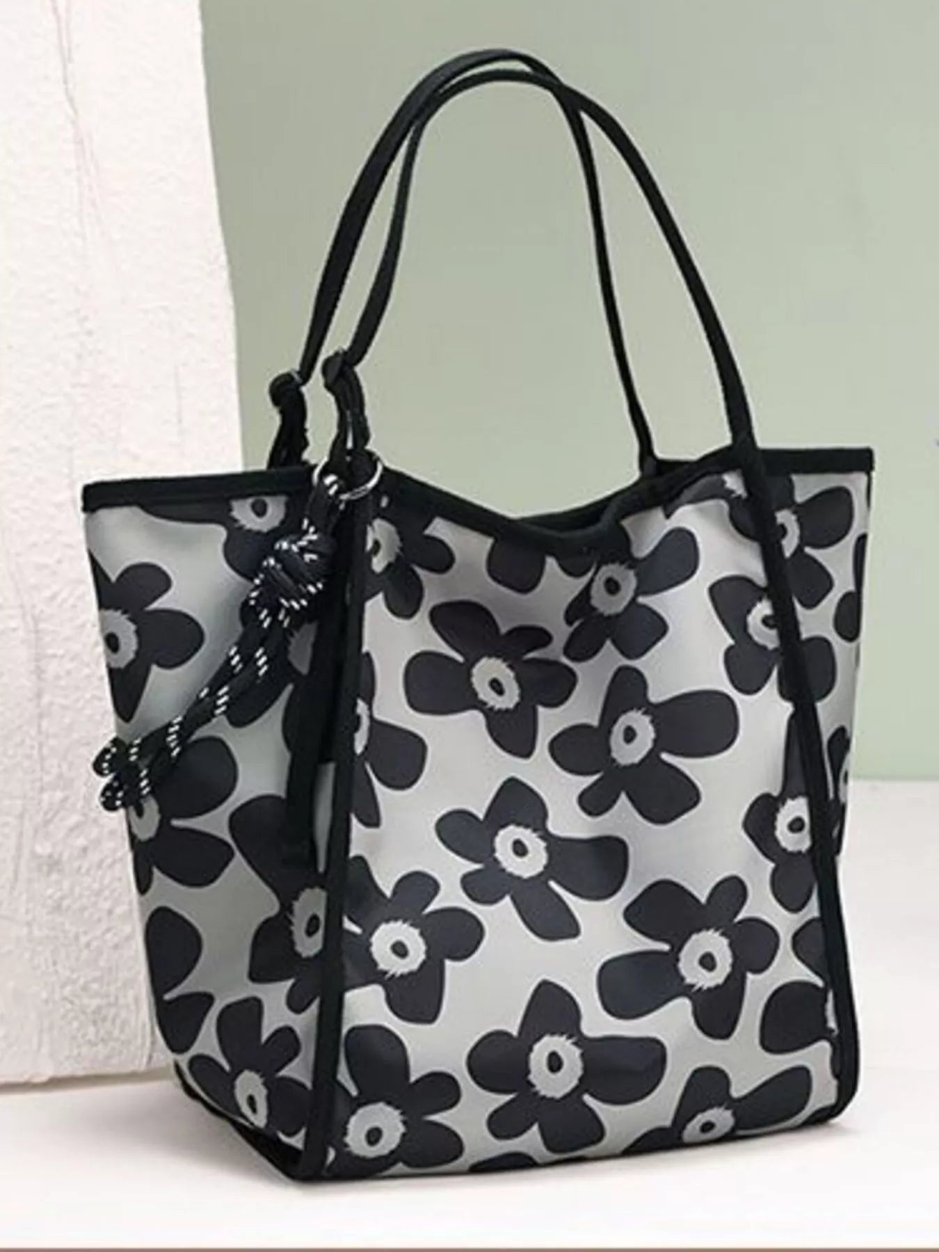 Floral Print Lightweight Shoulder Bag