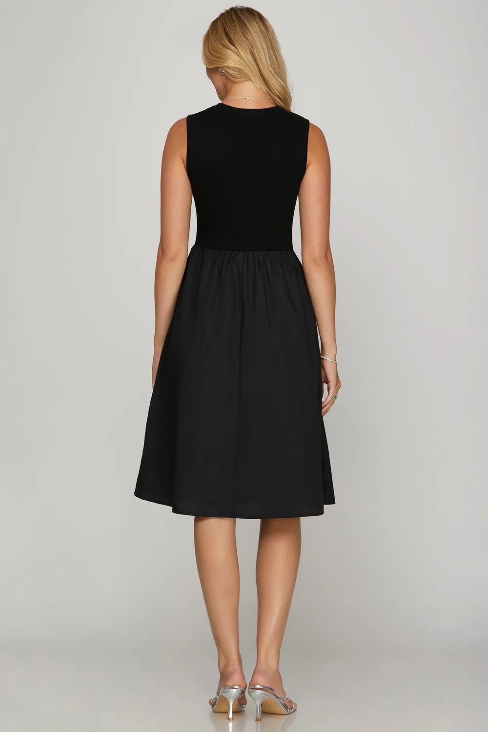 She + Sky Full Size Sleeveless Poplin Woven Midi Dress with Pockets Plus Size