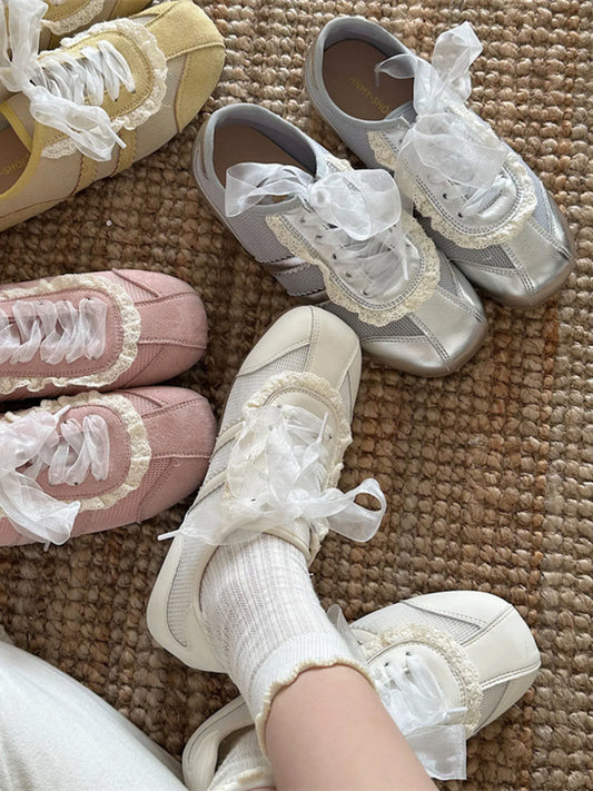 Round Toe Lace Up Sneakers