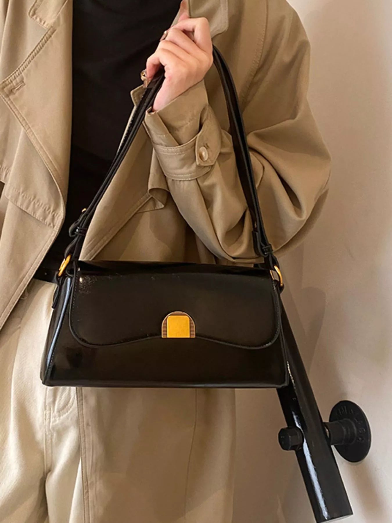 Golden Clasp Shoulder Bag