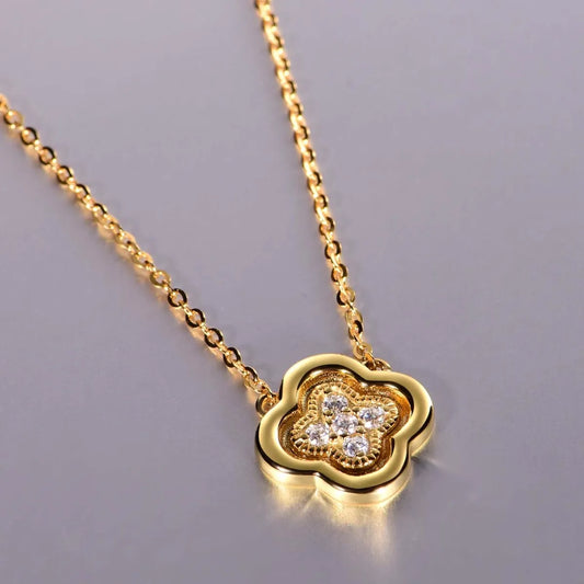925 Sterling Silver Moissanite Leaf Clover Necklace