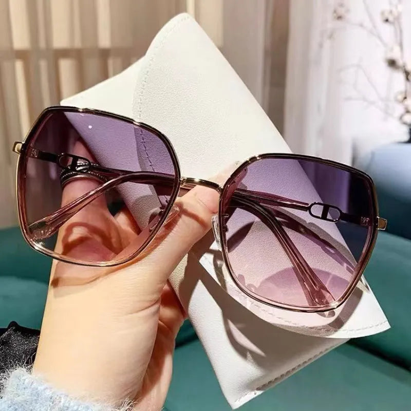 Square Frame Fashion Sunglasses
