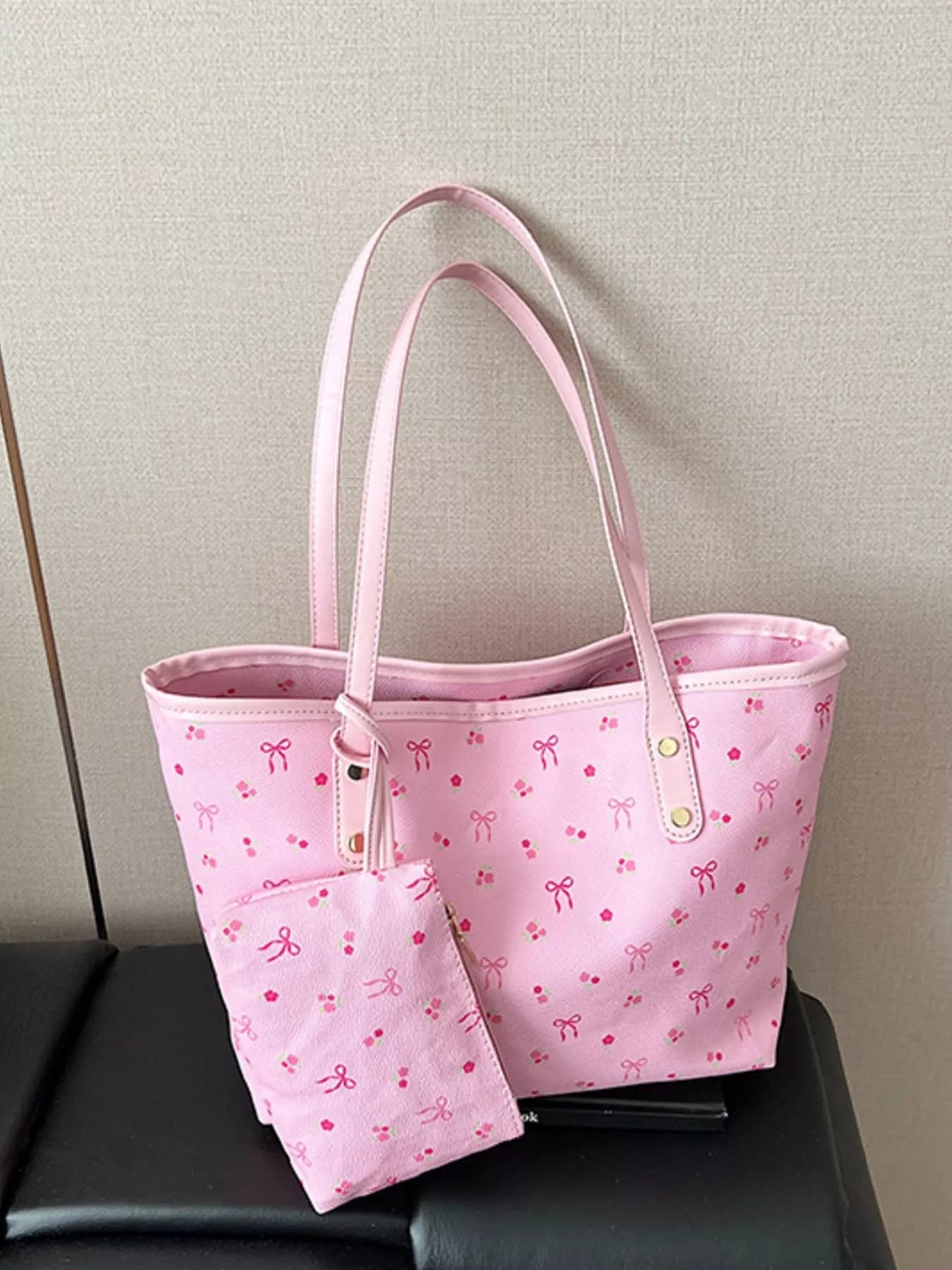 Printed Tote Shoulder Bag with Pouch