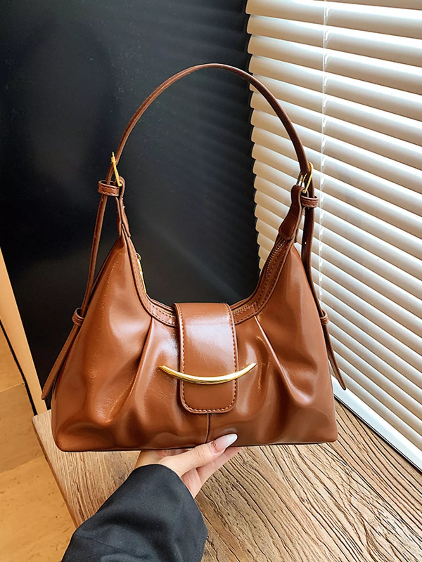Adjustable Strap Shoulder Bag