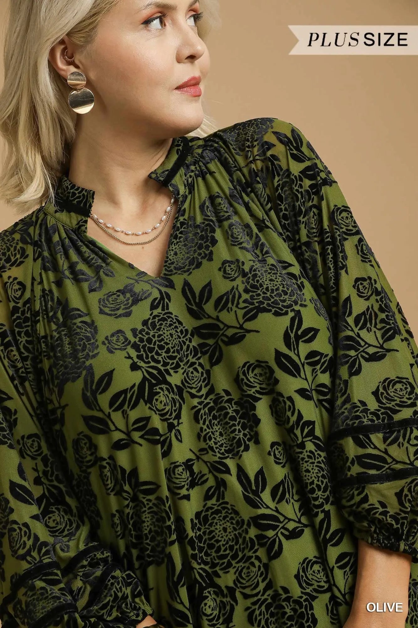 Umgee Full Size Floral Velvet Blouse with Balloon Sleeves Plus Size
