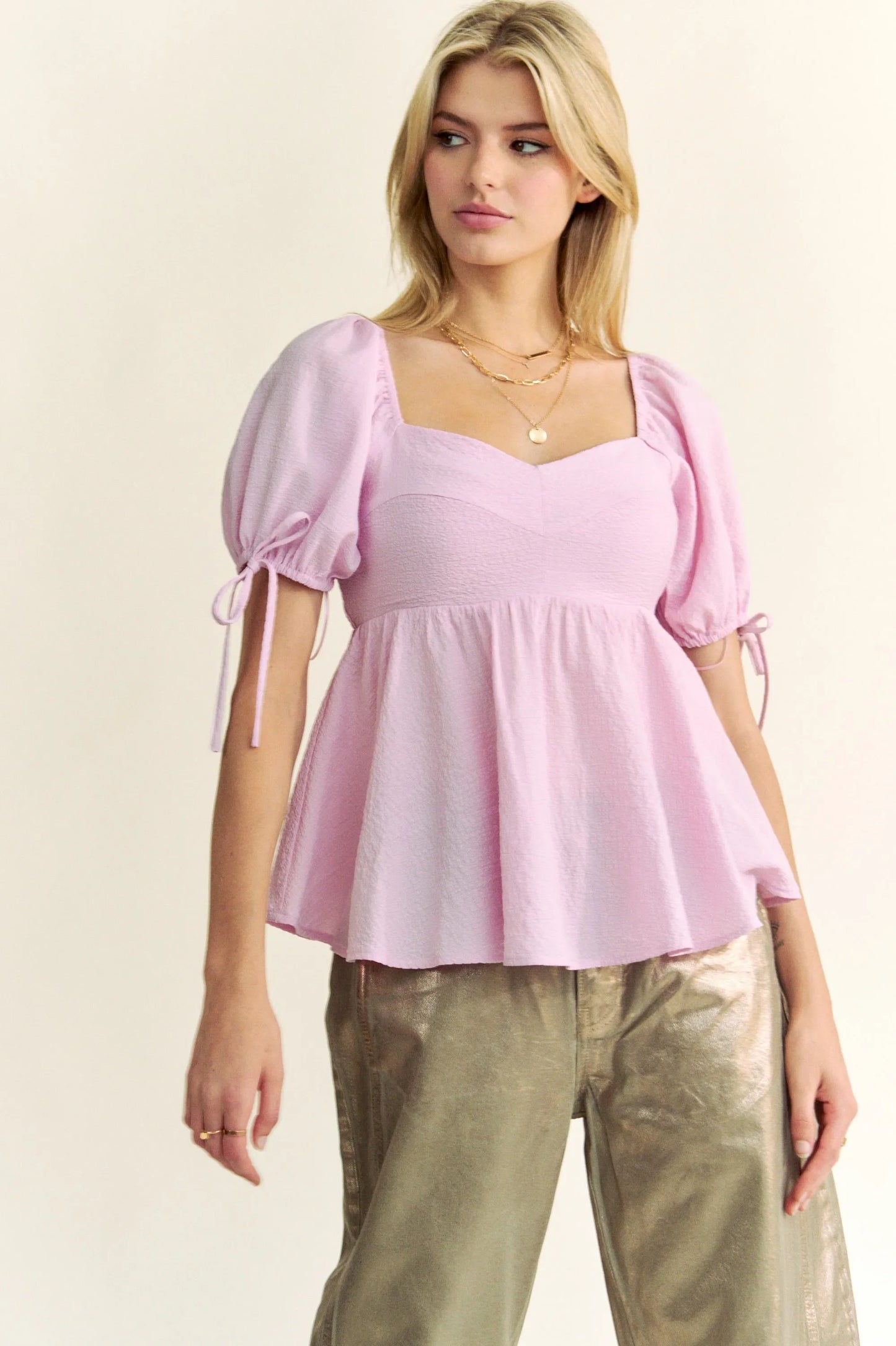 Davi & Dani Solid Elastic Peplum Puffed Sleeves Blouse