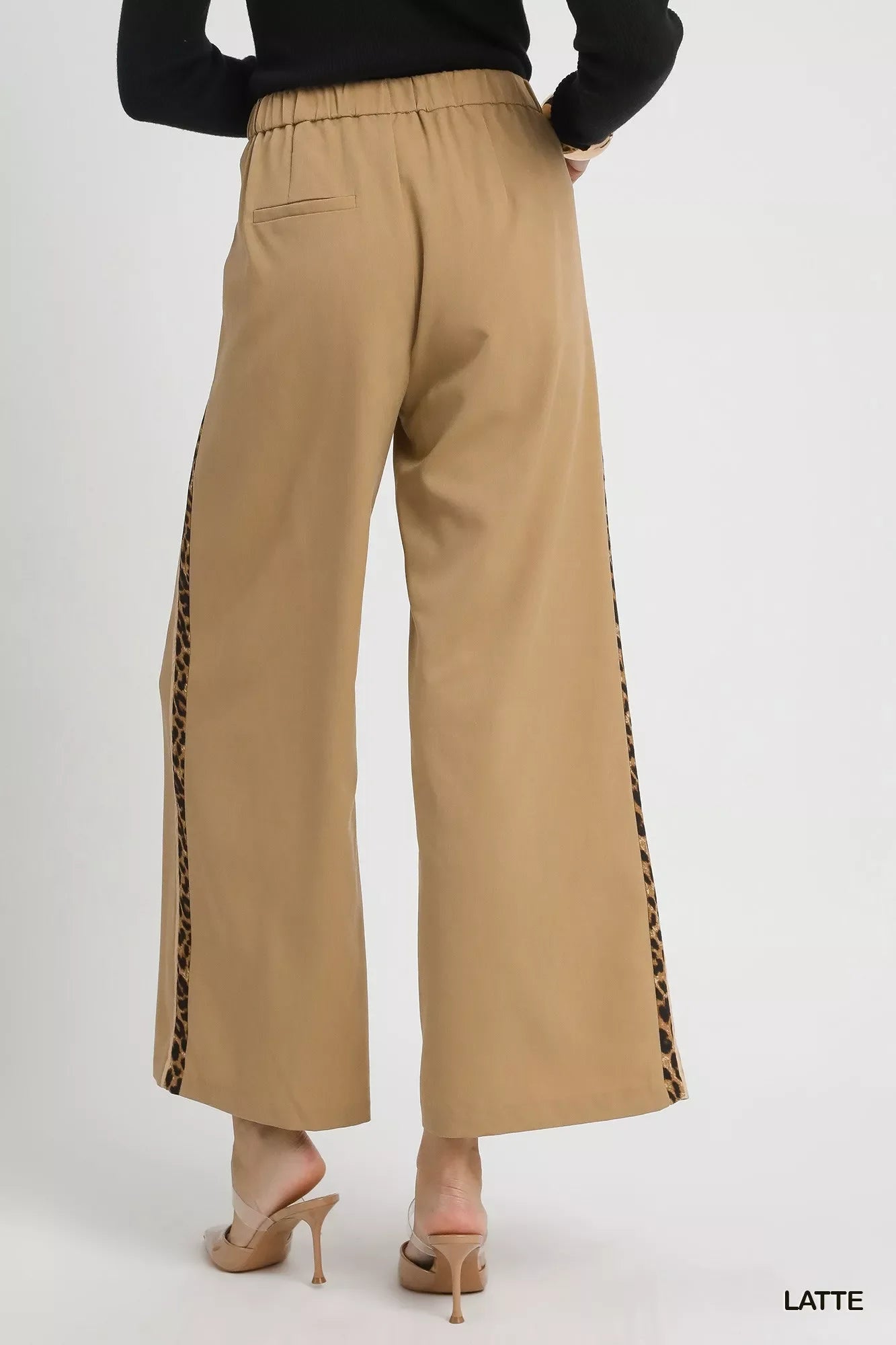 Umgee Front Pleated Wide-Leg Pants with Contrast Trim
