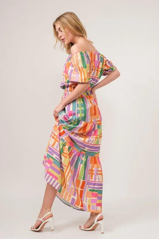 And The Why Puff Sleeve Elastic Edges Geo Printed Crop Top