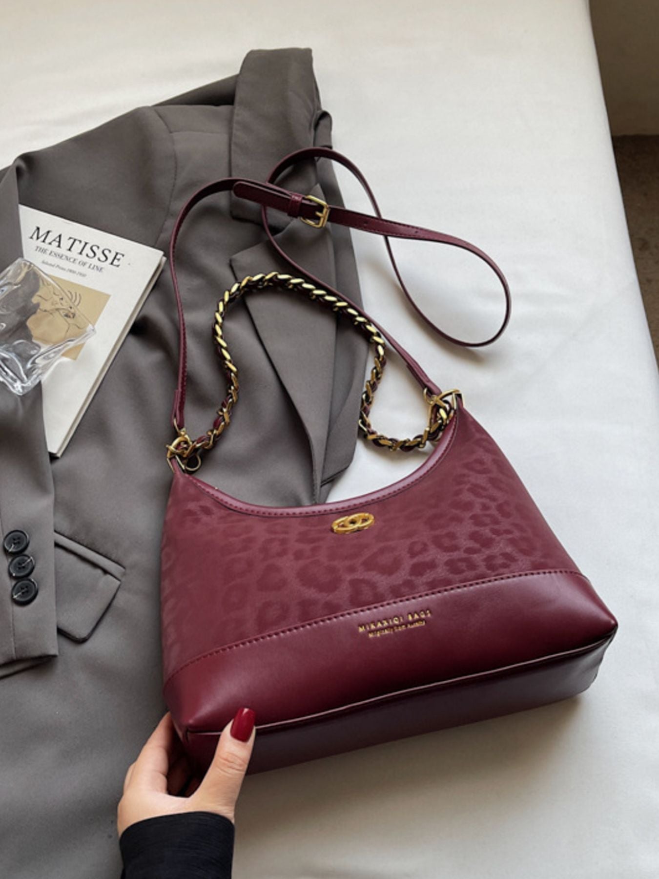 Leopard Print Chain Detail Shoulder Bag