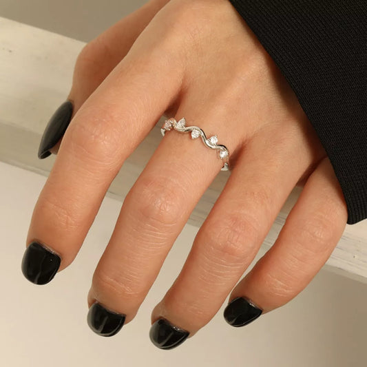 925 Sterling Silver Zircon Wave Ring